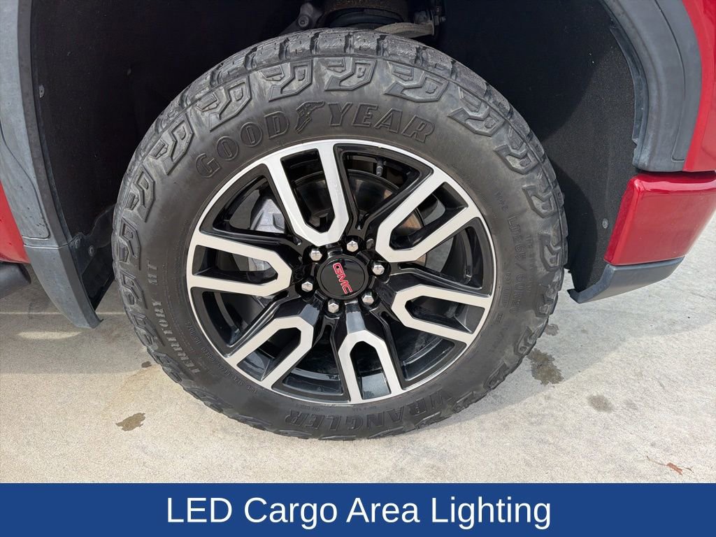 Used 2022 GMC Sierra 1500 AT4 w/ AT4 Premium Package image 11