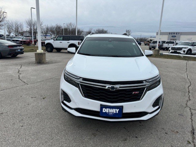 Used 2023 Chevrolet Equinox RS w/ RS Leather Package image 8