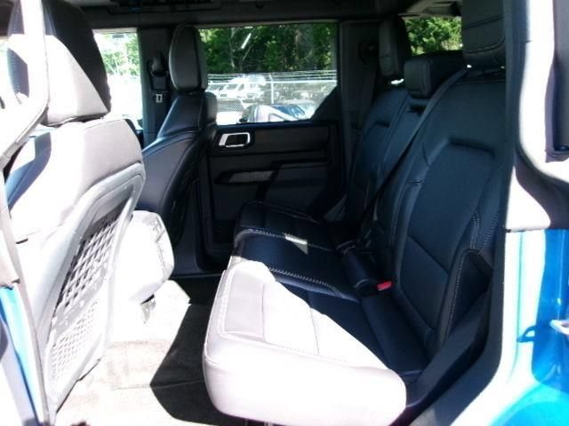 Certified 2025 Ford Bronco Badlands AWD/4WD image 9