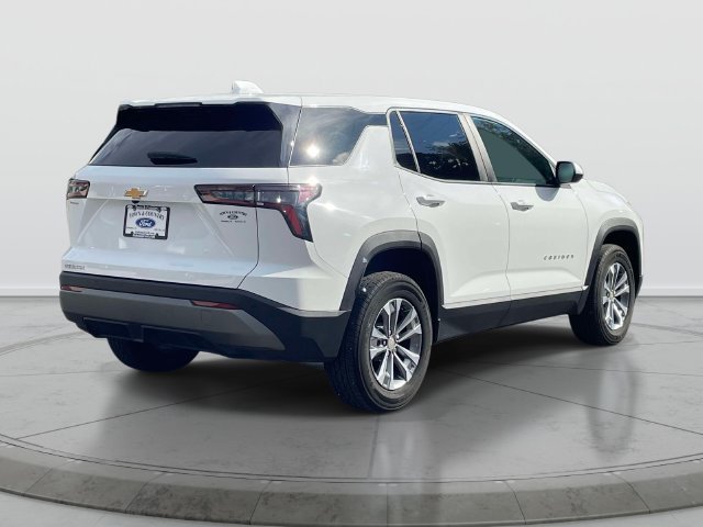 Used 2026 Chevrolet Equinox LT FWD image 30