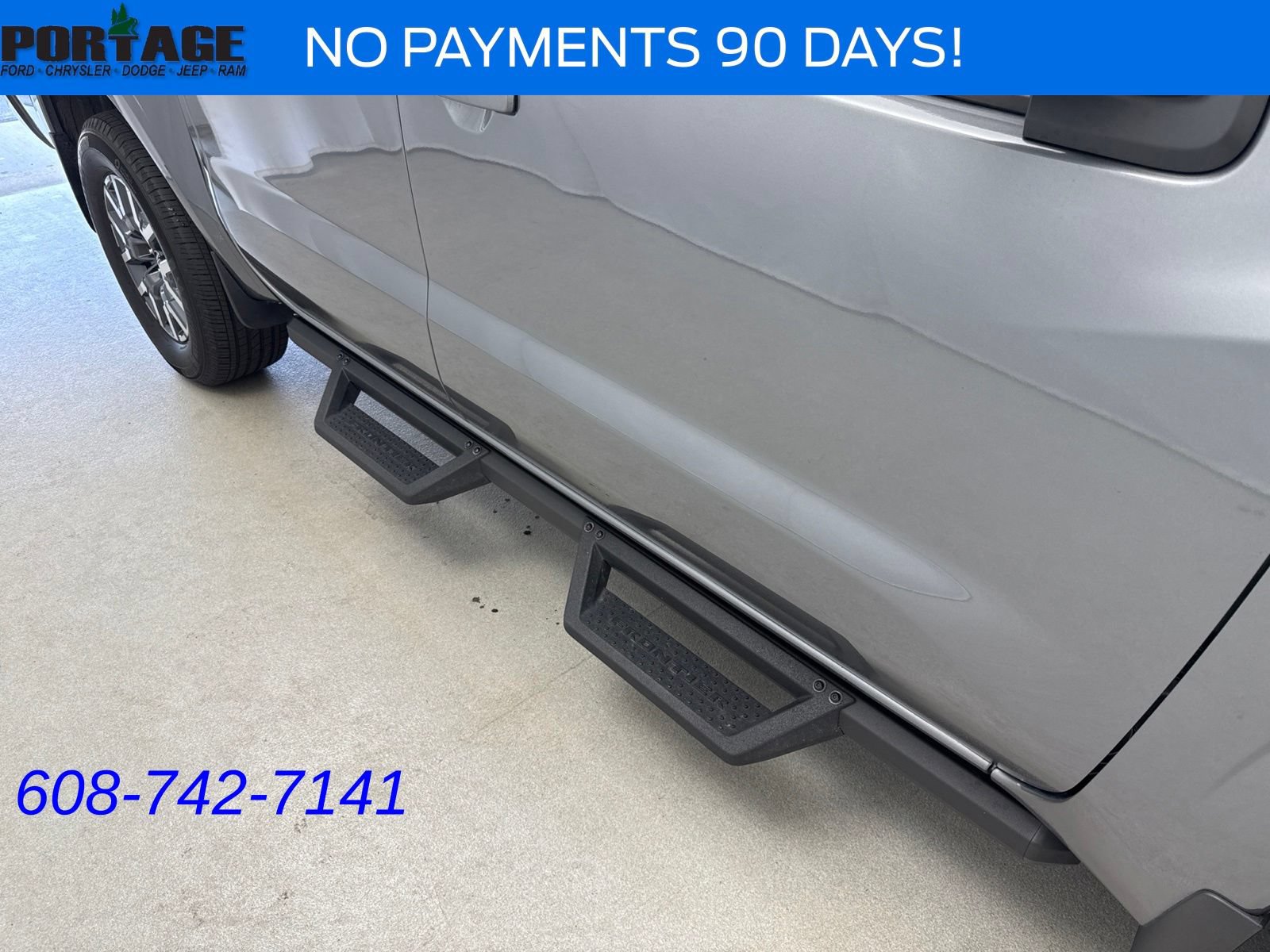 Used 2024 Nissan Frontier SL w/ Technology Package AWD/4WD image 2
