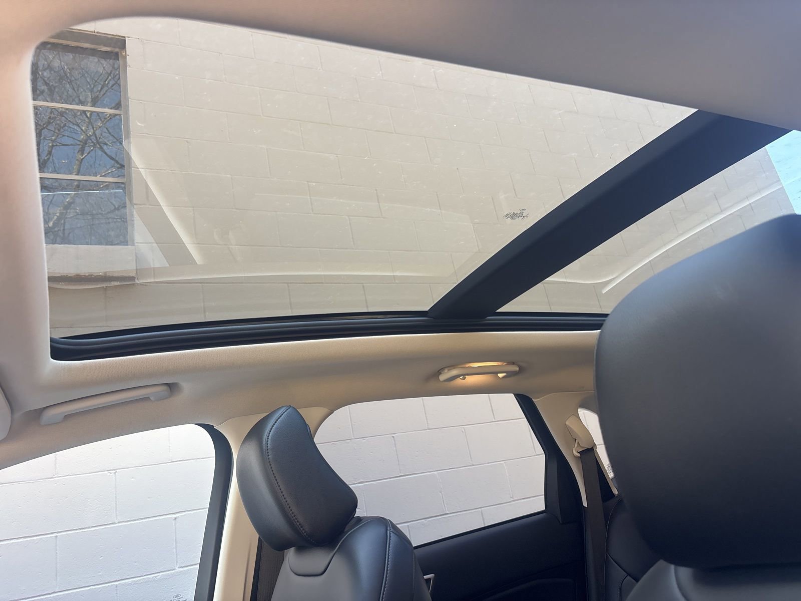 Certified 2022 Ford Edge SEL w/ Convenience Package AWD/4WD image 40