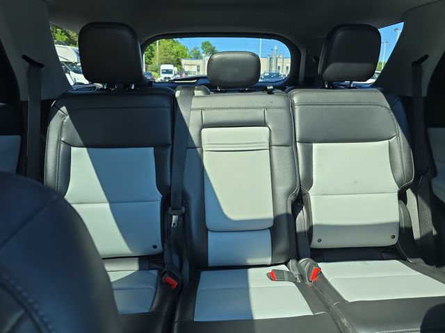 Certified 2023 Ford Explorer XLT w/ Equipment Group 202A AWD/4WD image 17