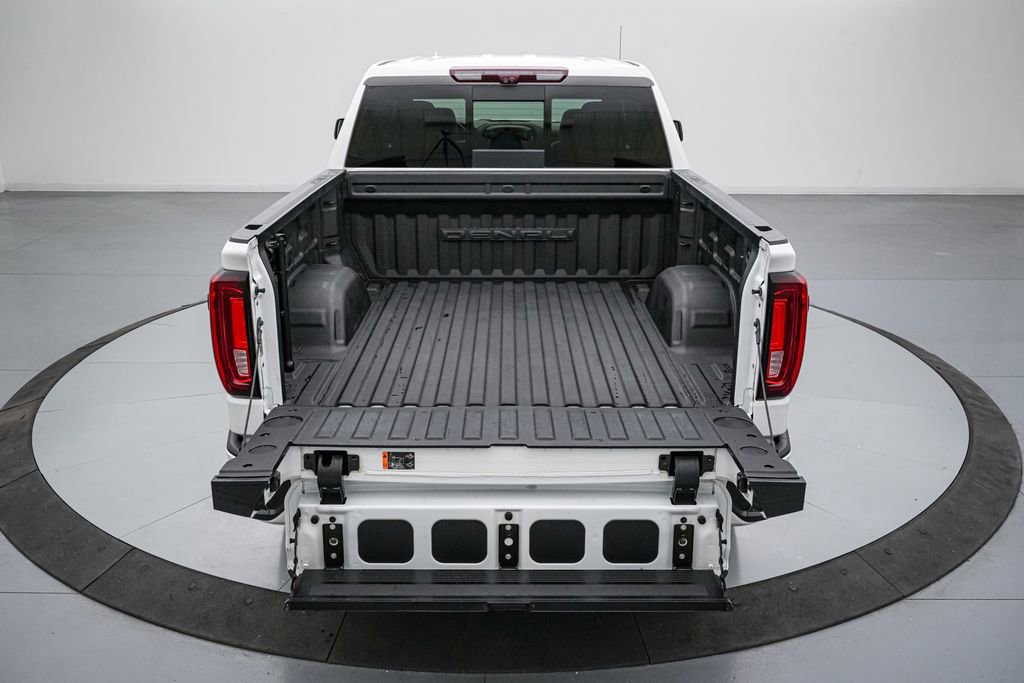 Used 2021 GMC Sierra 1500 Denali w/ Denali Ultimate Package AWD/4WD image 7