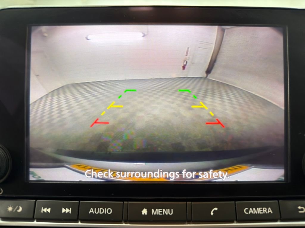 Used 2023 Nissan Rogue S image 26