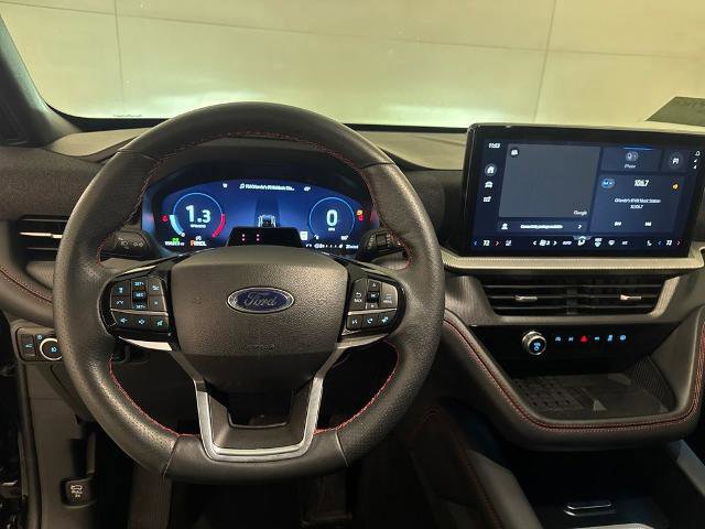 Certified 2025 Ford Explorer ST-Line w/ Premium Package image 11