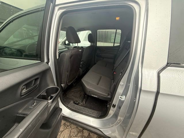 Used 2025 Honda Ridgeline Sport image 11
