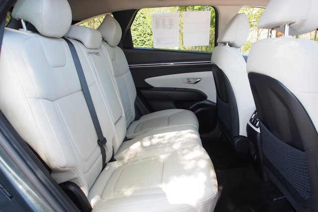 Used 2023 Hyundai Tucson SEL w/ Convenience Package image 13