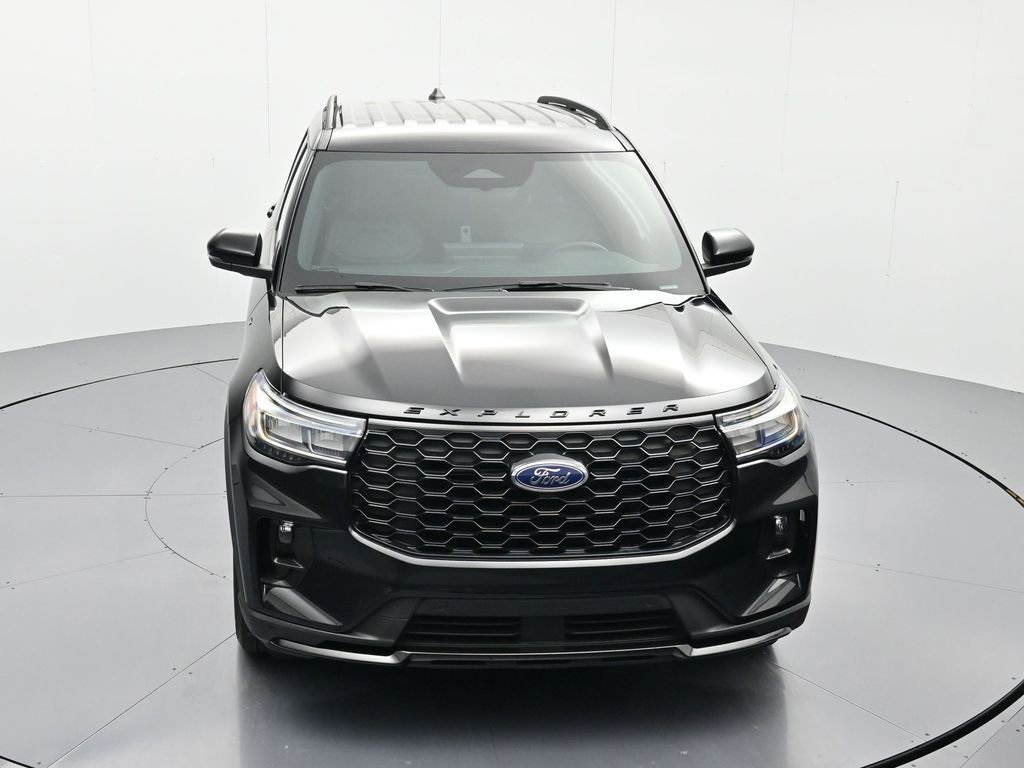 Certified 2025 Ford Explorer ST-Line w/ Premium Package RWD image 30