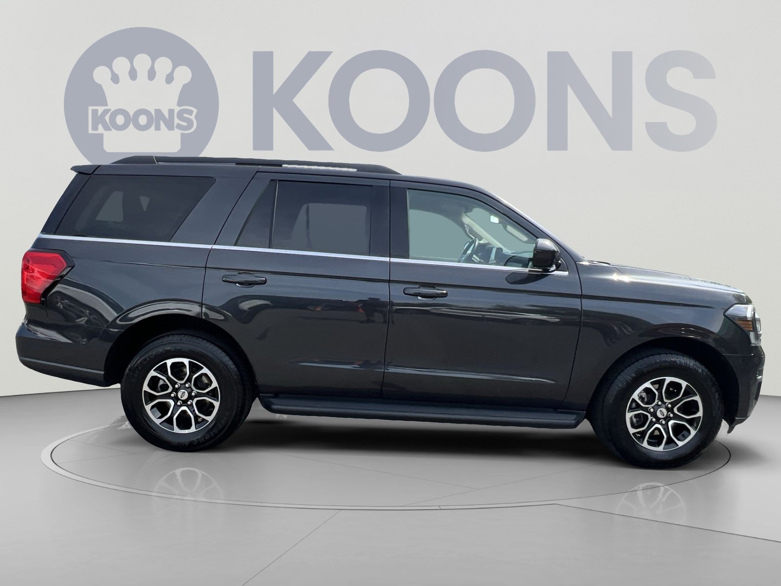 Certified 2024 Ford Expedition XLT AWD/4WD image 12
