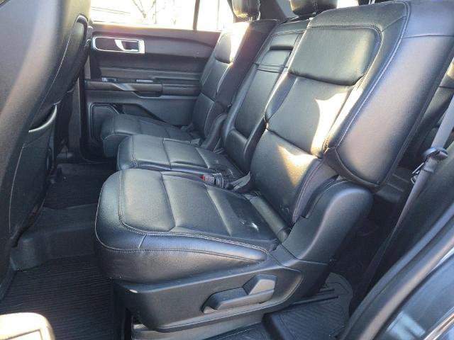 Certified 2020 Ford Explorer XLT w/ Equipment Group 202A image 17