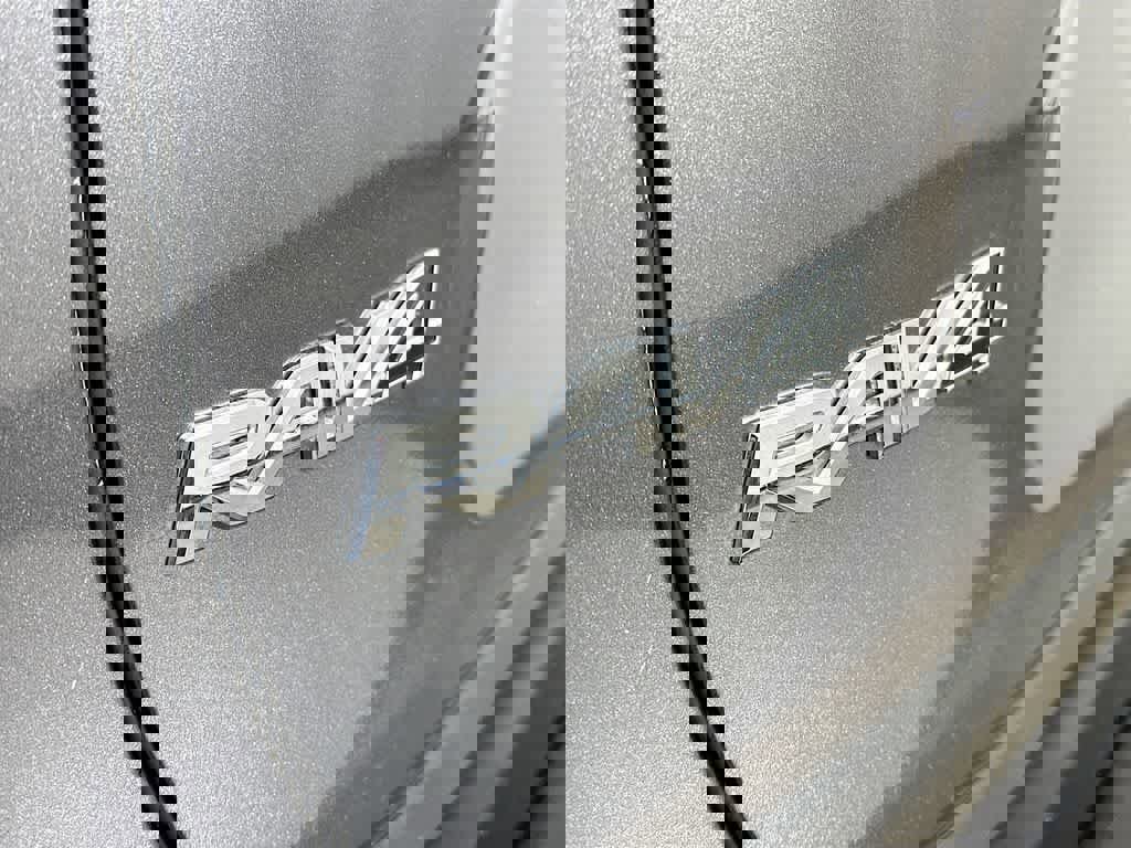 Used 2020 Toyota RAV4 XSE image 10