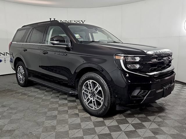 Certified 2025 Ford Expedition Active image 7