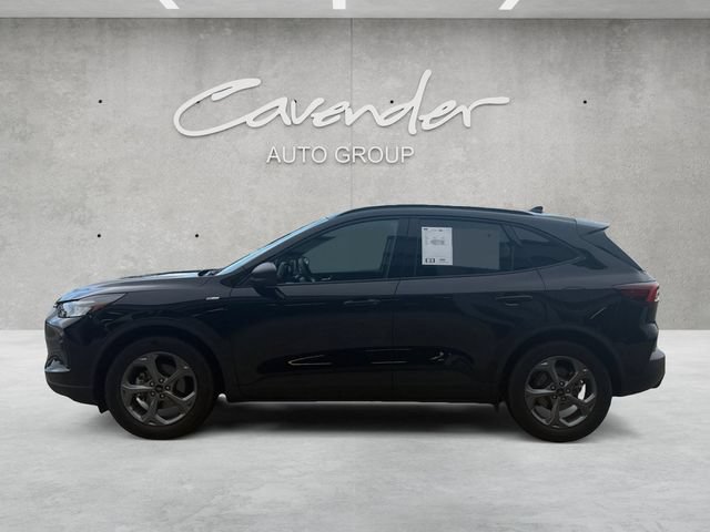 Certified 2025 Ford Escape ST-Line FWD image 14