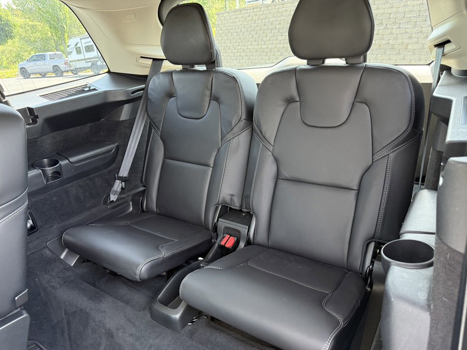 Used 2023 Volvo XC90 B6 Ultimate w/ Protection Package image 15