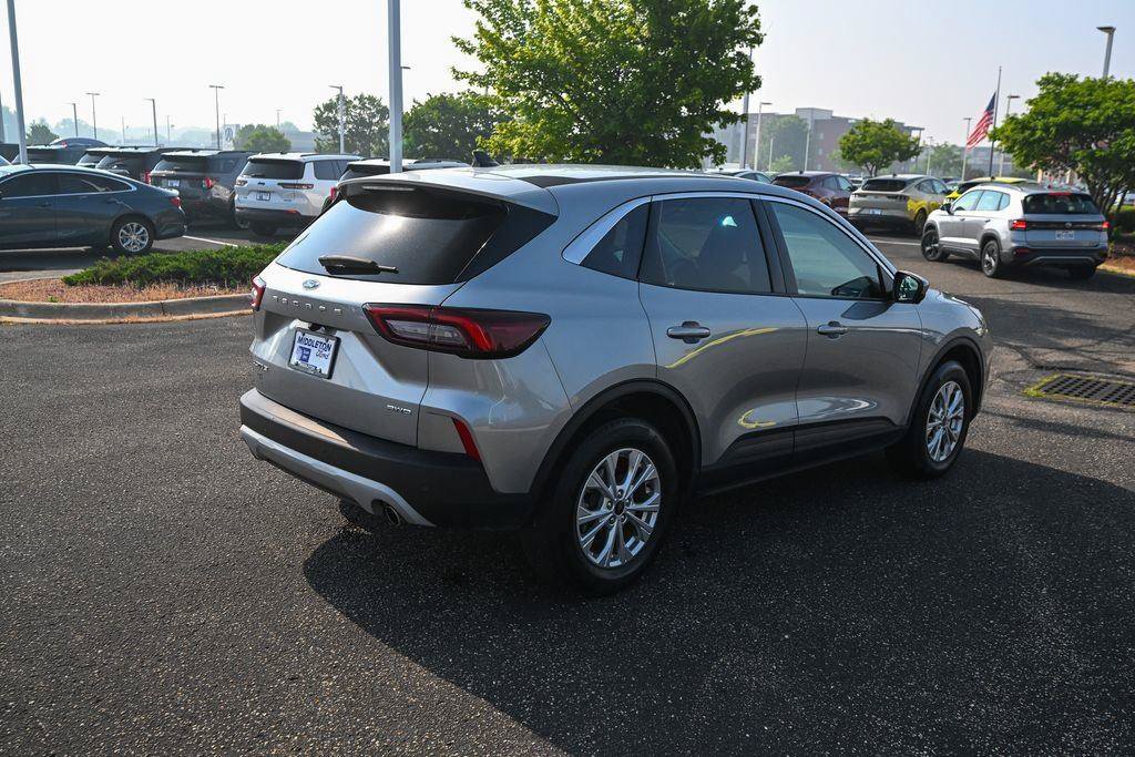 Certified 2023 Ford Escape Active w/ Tech Pack #2 AWD/4WD image 5