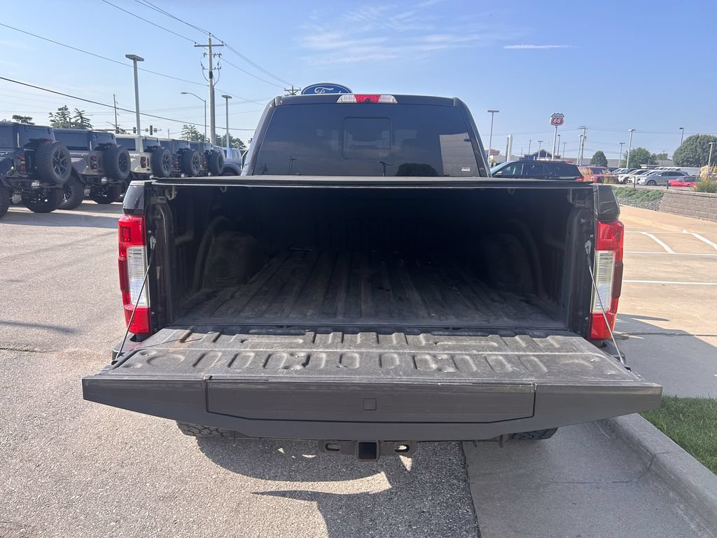 Certified 2019 Ford F250 Lariat w/ Lariat Ultimate Package AWD/4WD image 17