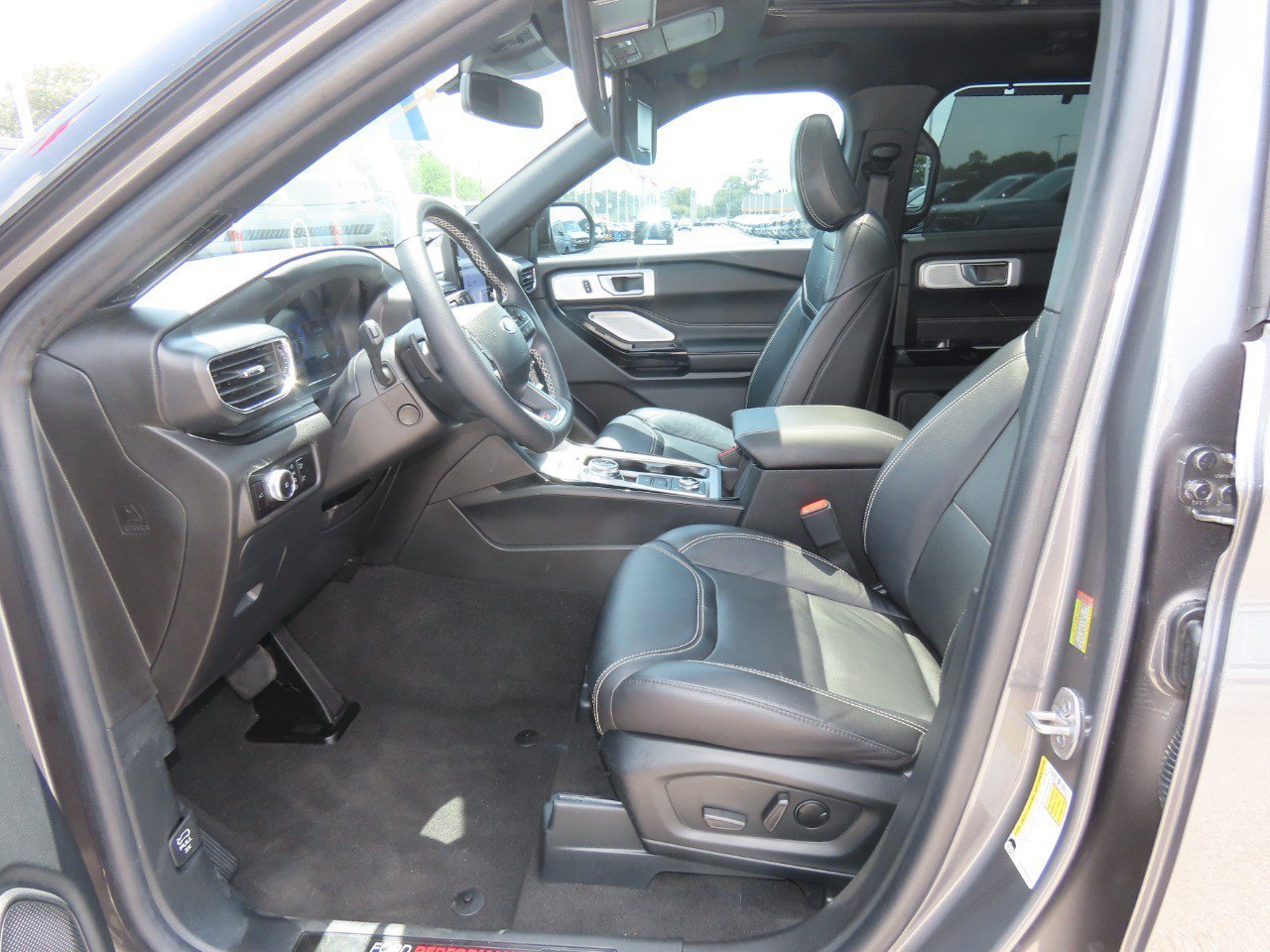Certified 2023 Ford Explorer ST w/ Equipment Group 401A AWD/4WD image 25