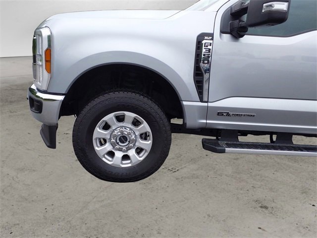 Certified 2024 Ford F350 XLT w/ 360-Degree Camera Package image 14