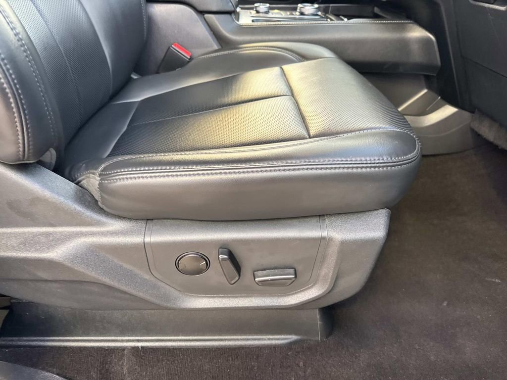 Certified 2023 Ford Expedition Max XLT image 15