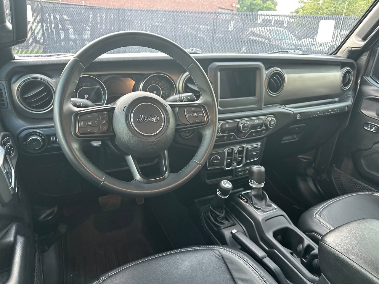 Used 2019 Jeep Wrangler Unlimited Sport S AWD/4WD image 22