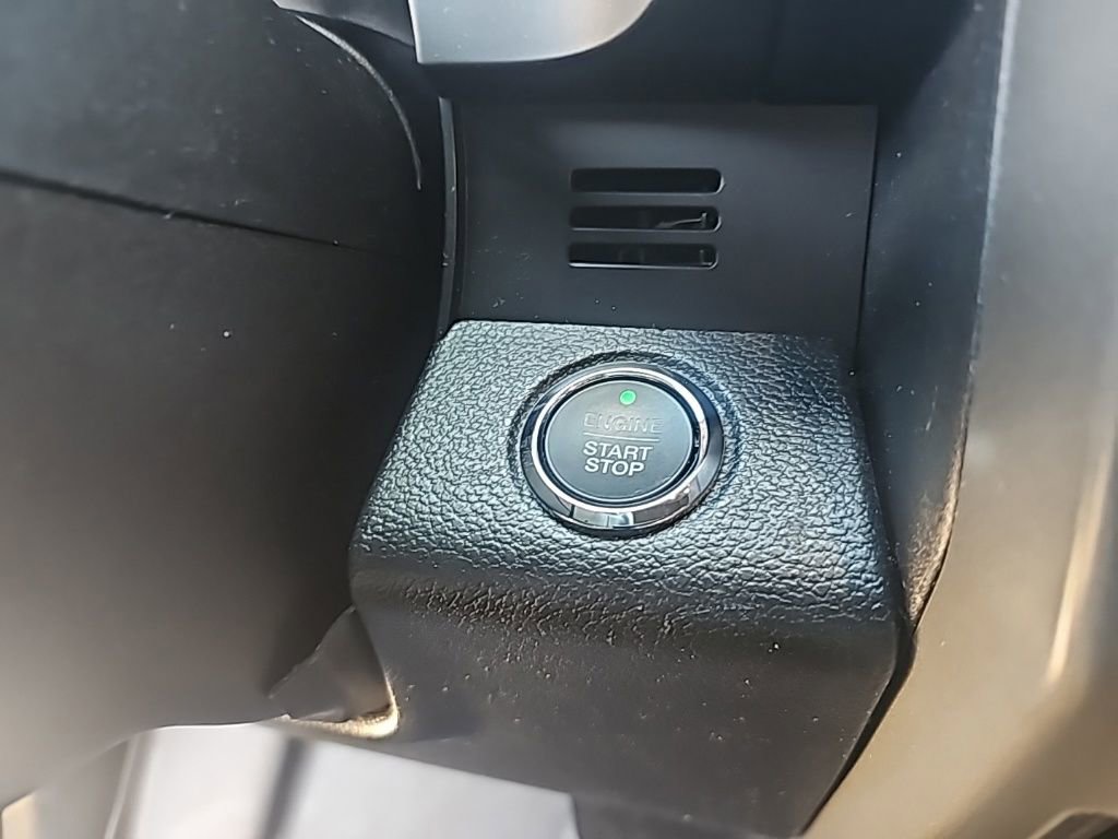 Certified 2020 Ford Expedition XLT image 25