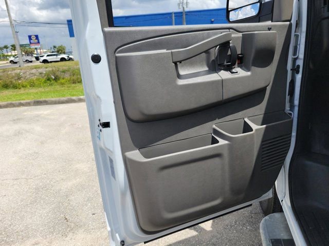 Used 2024 Chevrolet Express 2500 w/ Driver Convenience Package image 16