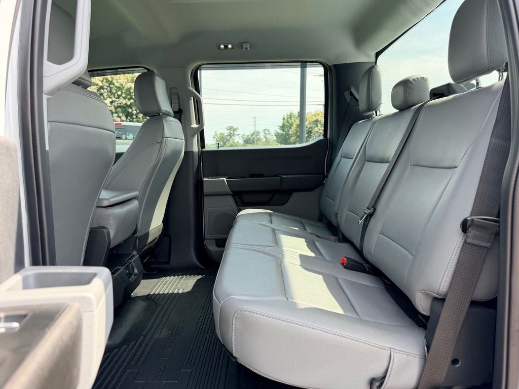 Certified 2026 Ford F250 XL w/ XL Chrome Package AWD/4WD image 18