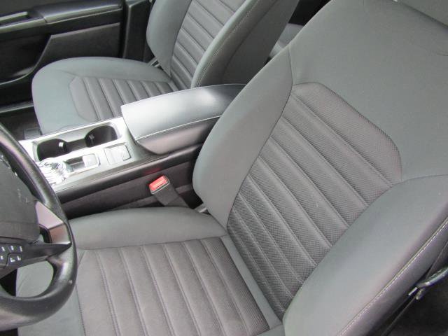 Certified 2018 Ford Fusion SE image 18