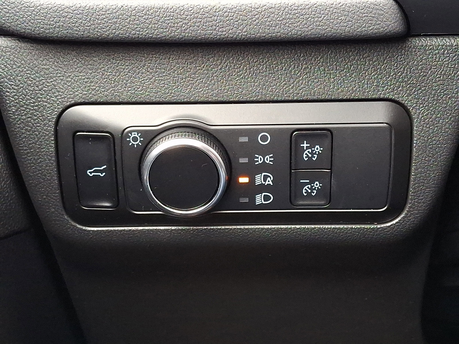Certified 2023 Ford Escape Active AWD/4WD image 28