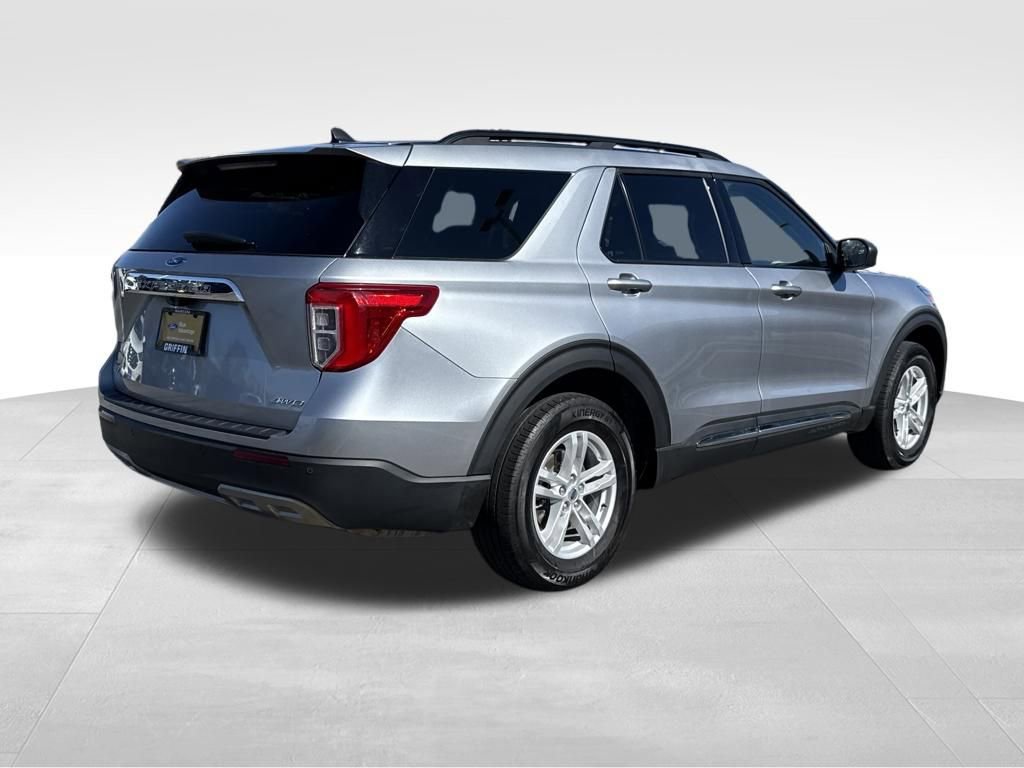 Certified 2022 Ford Explorer XLT w/ Equipment Group 202A image 2