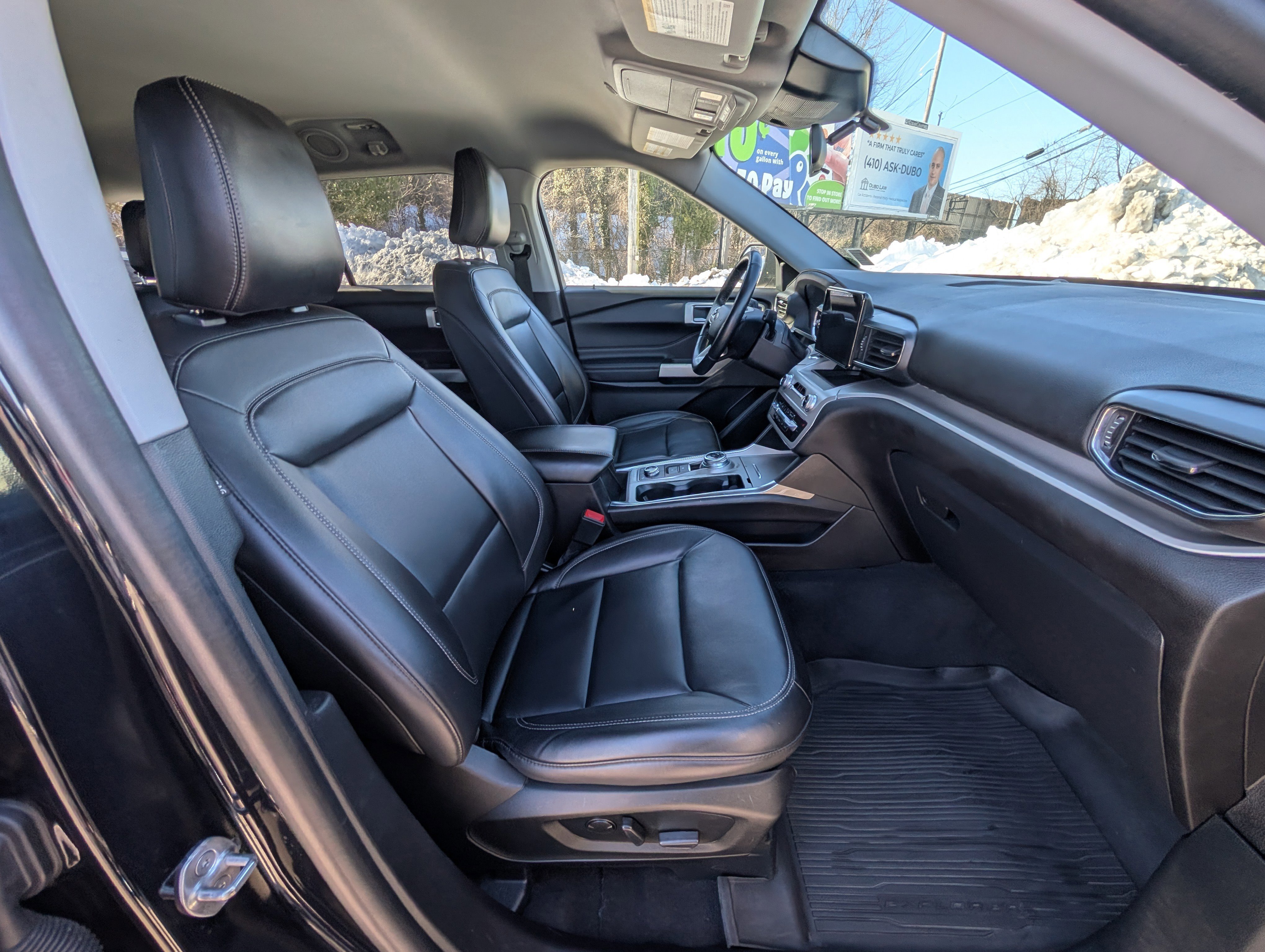 Certified 2022 Ford Explorer XLT w/ Equipment Group 202A image 12