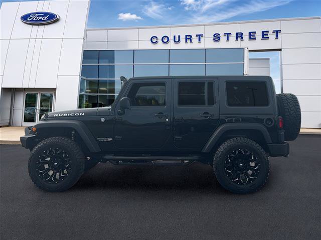 Used 2018 Jeep Wrangler Unlimited Rubicon w/ Connectivity Group AWD/4WD image 8