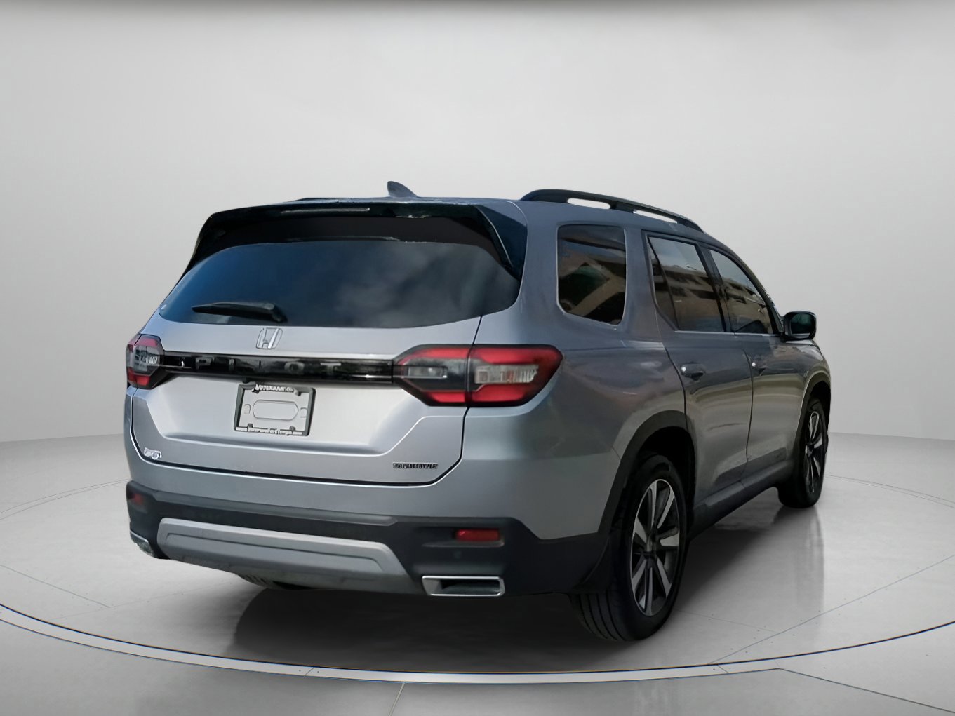 Used 2024 Honda Pilot Touring image 19