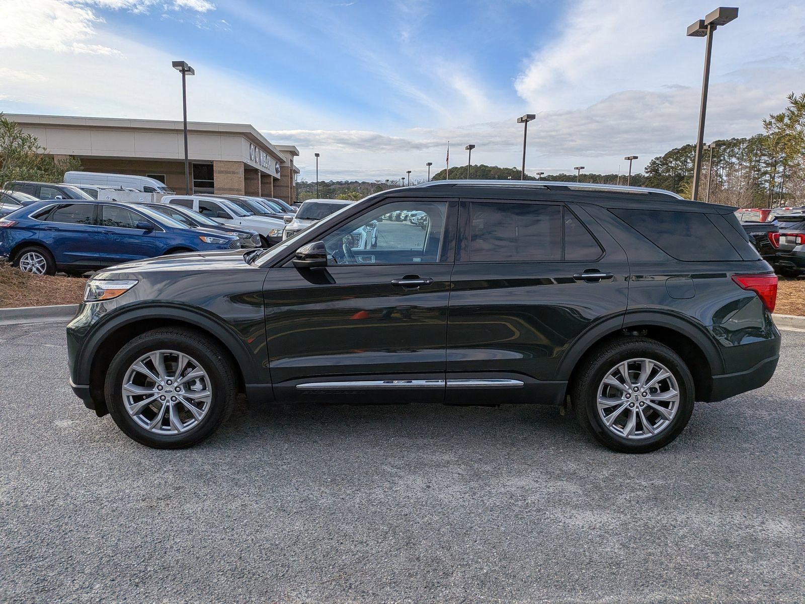 Certified 2023 Ford Explorer Limited w/ Equipment Group 301A video 2