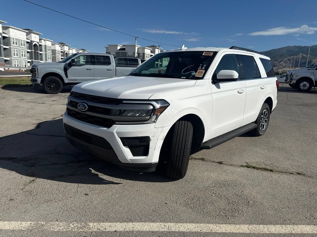 Certified 2024 Ford Expedition XLT AWD/4WD image 15