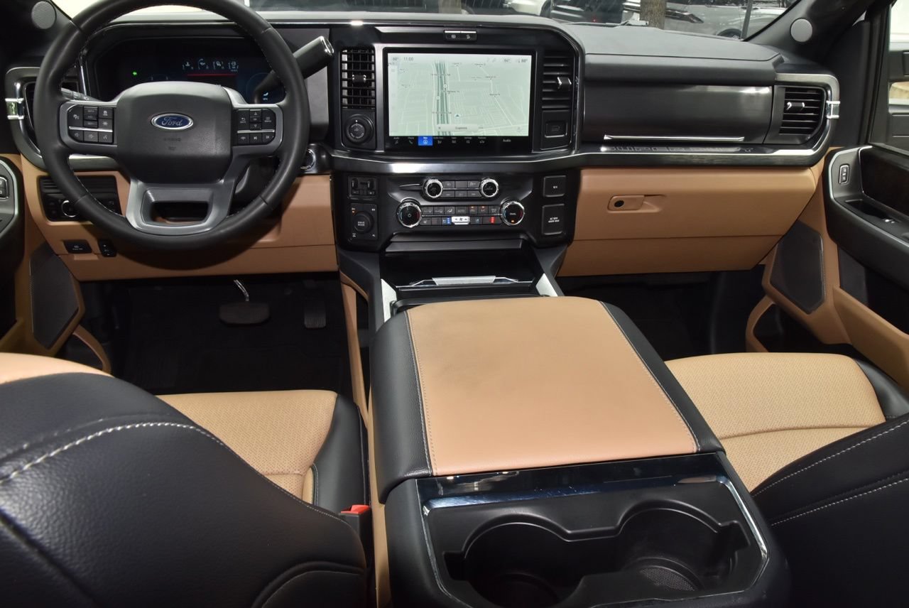 Certified 2025 Ford F250 Lariat w/ Lariat Ultimate Package AWD/4WD image 16