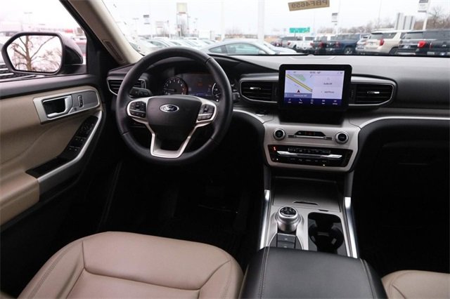 Certified 2023 Ford Explorer XLT w/ Equipment Group 202A image 24