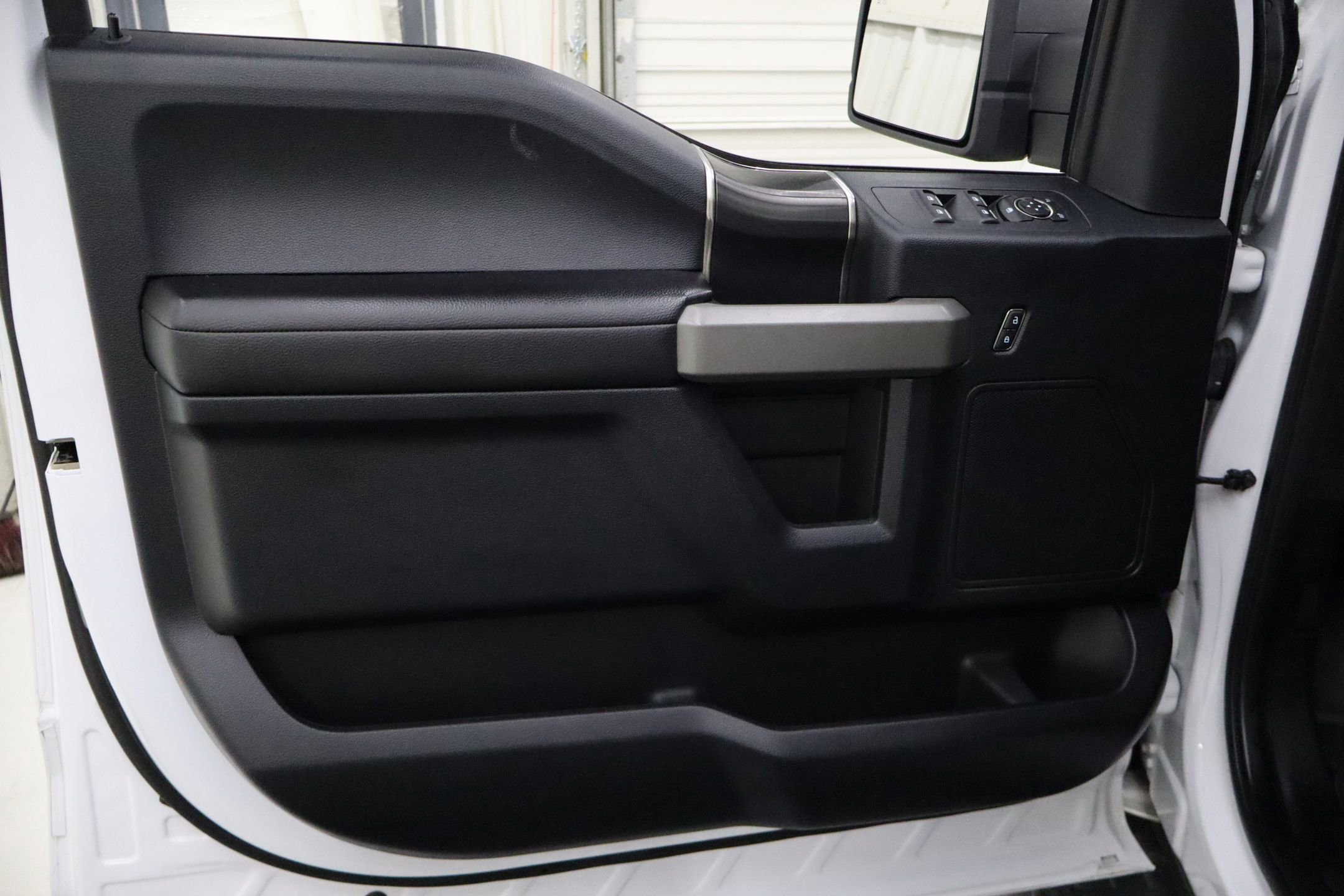 Certified 2020 Ford F150 Raptor w/ Equipment Group 801A Mid image 12