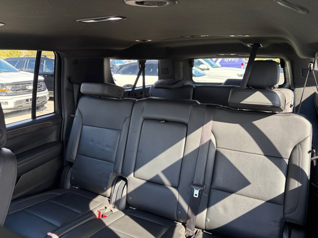 Used 2021 Chevrolet Suburban Z71 AWD/4WD image 17