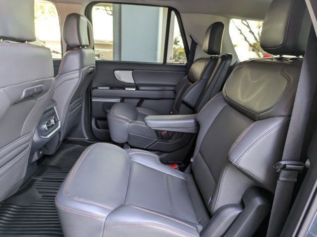 Certified 2025 Ford Expedition Max Active image 19