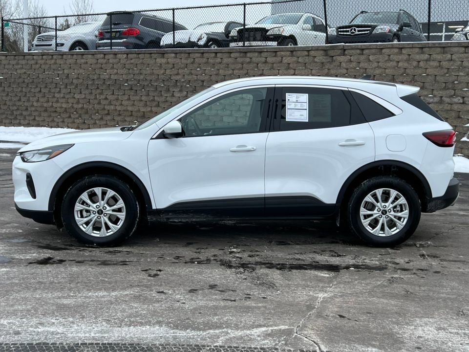 Certified 2024 Ford Escape Active w/ Tech Pack #2 image 5