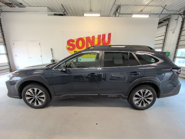 Used 2024 Subaru Outback Limited AWD/4WD image 2
