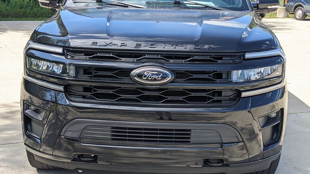 Certified 2023 Ford Expedition Limited AWD/4WD image 9