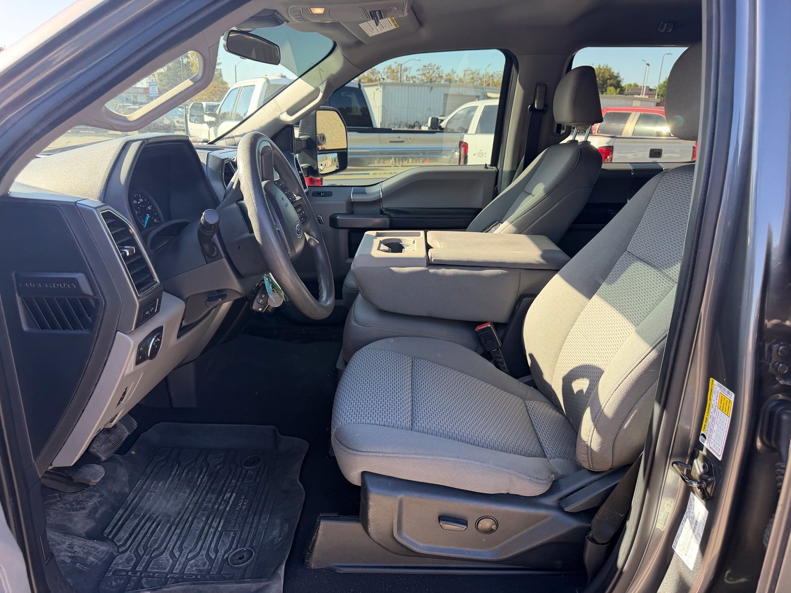 Certified 2022 Ford F350 XLT w/ Black Appearance Package AWD/4WD image 10