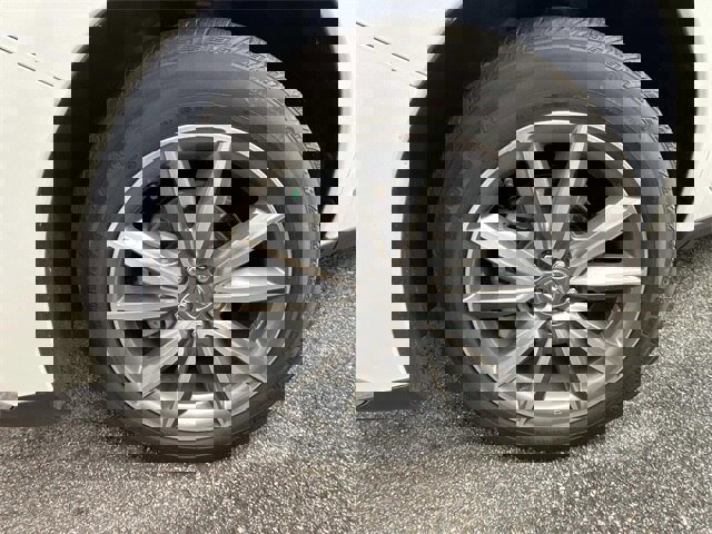 Used 2024 Acura RDX w/ Technology Package image 3