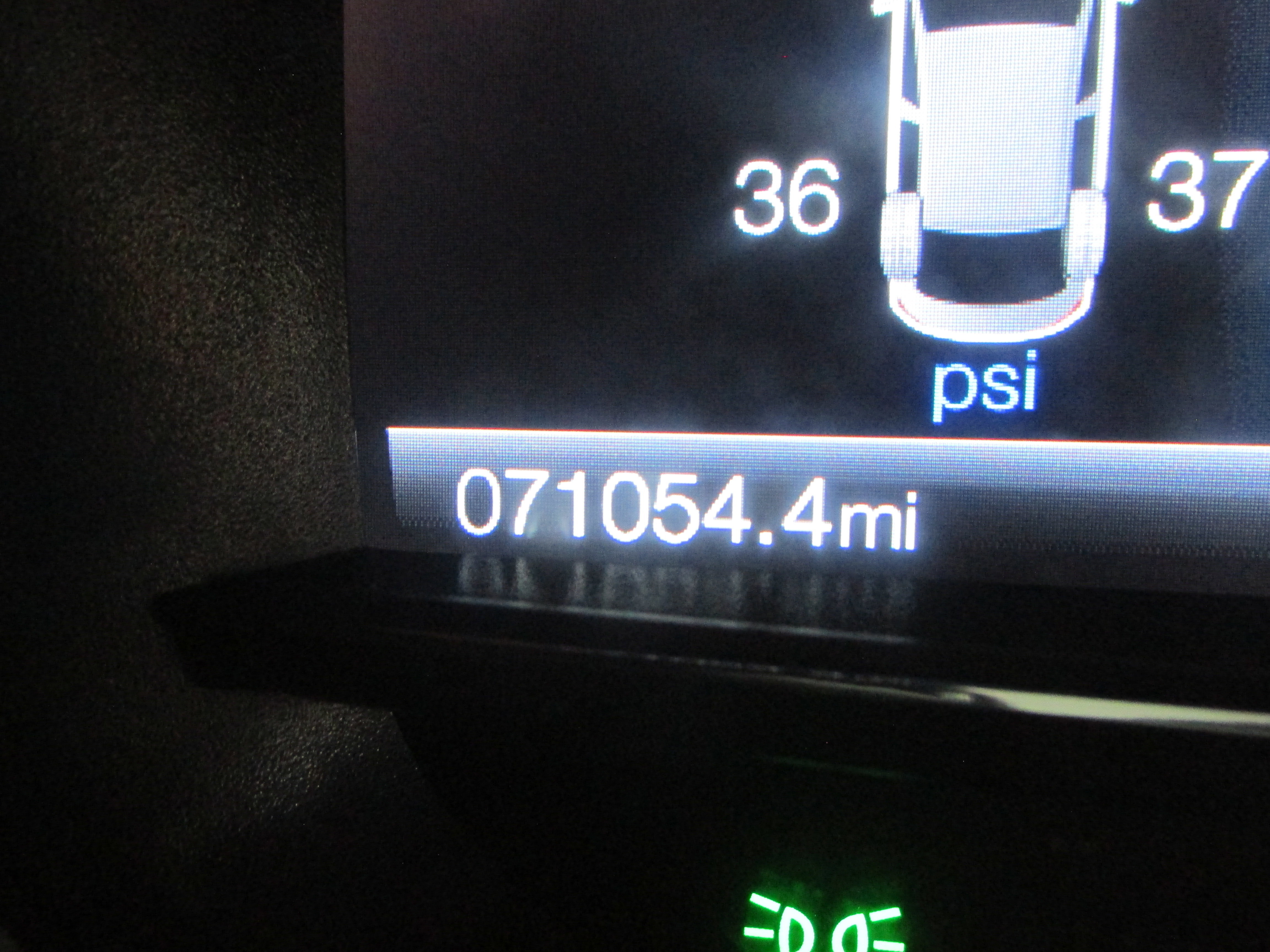 Certified 2019 Ford Explorer XLT w/ Equipment Group 201A image 36