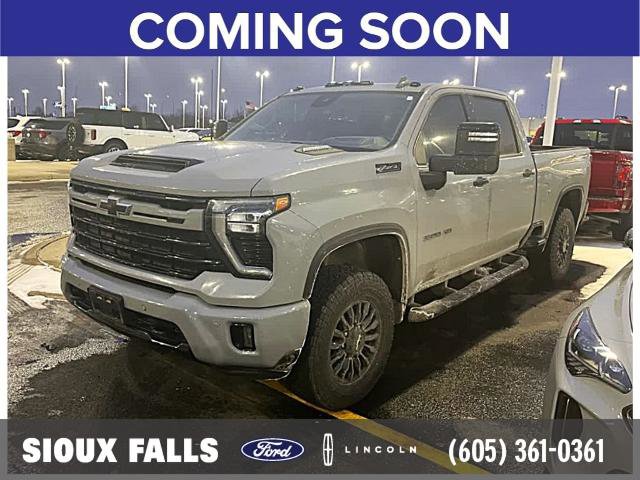 Used 2024 Chevrolet Silverado 3500 LTZ w/ LTZ Plus Package image 1