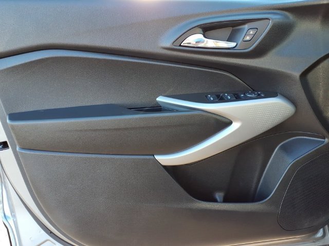 Used 2024 Chevrolet Trax LS w/ LS Convenience Package FWD image 14