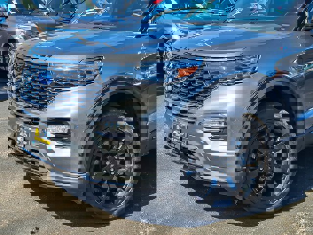 Certified 2023 Ford Explorer ST-Line w/ Class IV Trailer Tow Package image 8